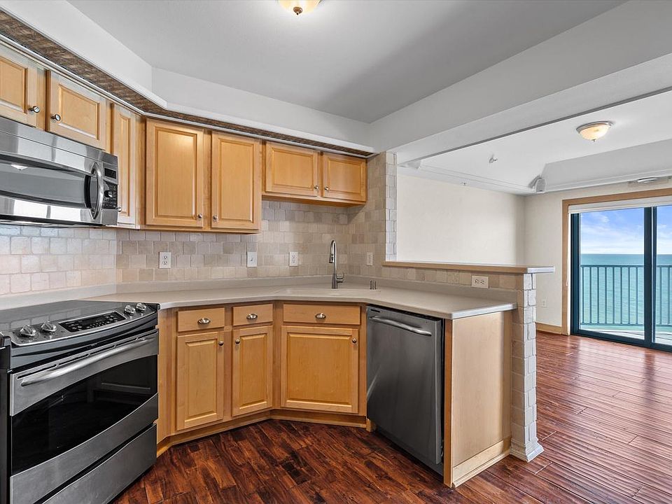 1st image of 415 N Lake STREET #702