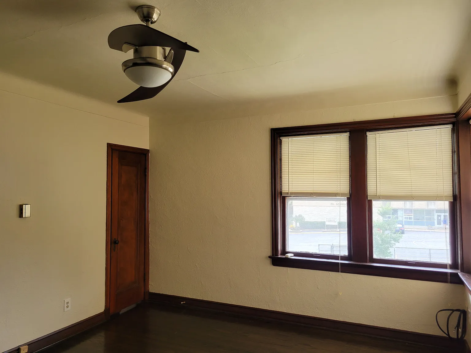 1 bed, 850 sqft, $975 — Photo 3