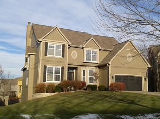 8808 W 148th Ter, Overland Park, KS 66221