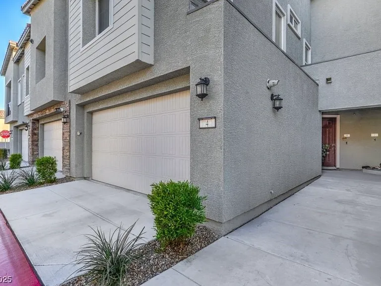 7318 N Decatur Blvd #4 — Photo 25