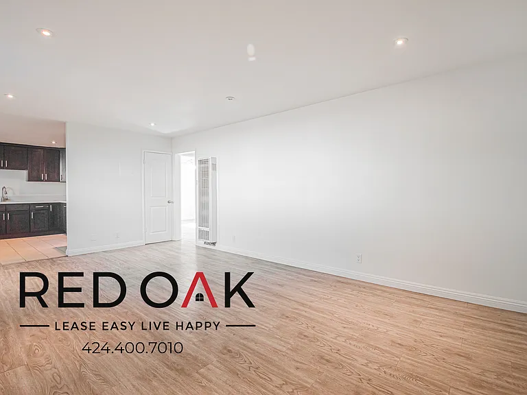 1303 W 25th St #2 — Photo 1