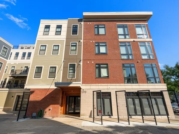 170 W Broadway Unit 411, Boston, MA 02127