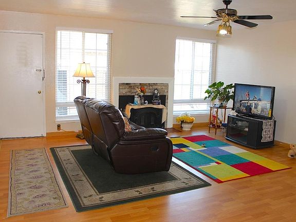 2nd image of 3383 San Marino Ave