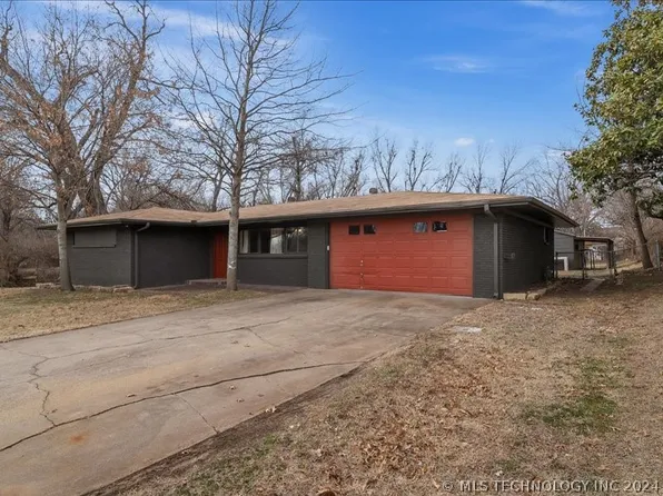 142 Hillside Ave, Ponca City, OK 74601