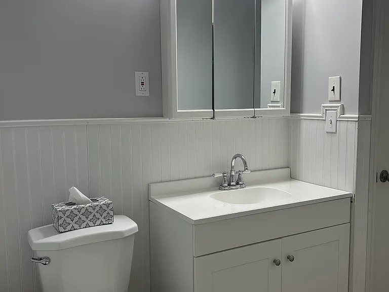 322 Reservoir St — Photo 14