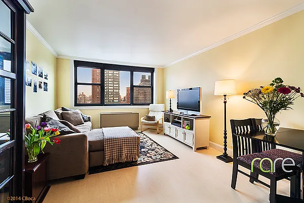 Sold by Rich Associates Real Estate LLC | media 23