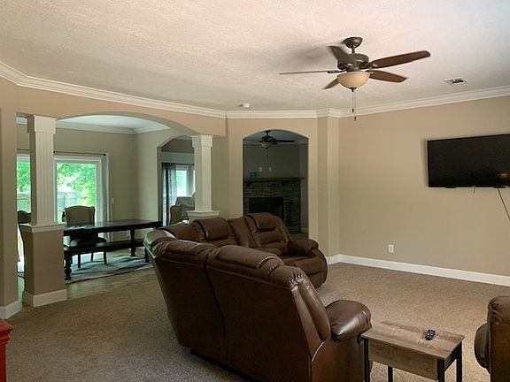 4th image of 1621 County Road 1127