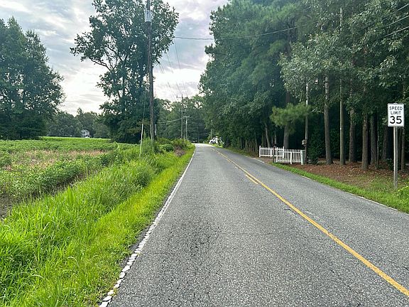 4th image of 1725 Benefit Rd