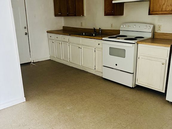 5th image of 437 Josephine Dr