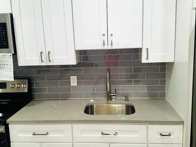 61 Baron De Hirsch Rd #B — Photo 3