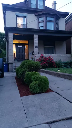 5833 Hobart St Photo 1