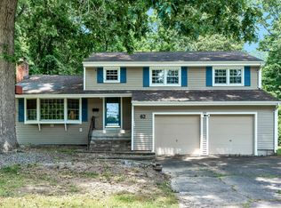 62 Robin Rd, Windsor, CT 06095