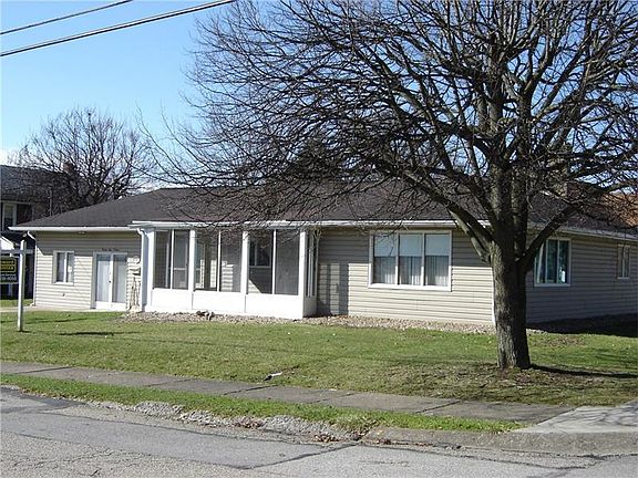 2nd image of 2415 High St