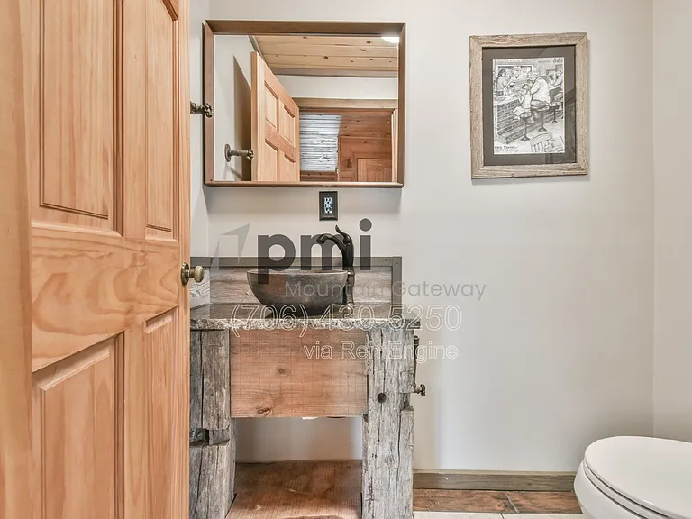 230 Silver Maple Ln — Photo 7