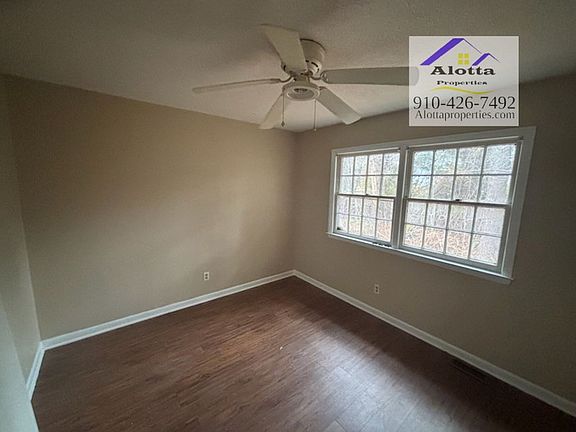 5th image of 4212 S Dowfield Dr