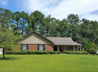 453 Shadow Woods Ln, Ozark, AL 36360