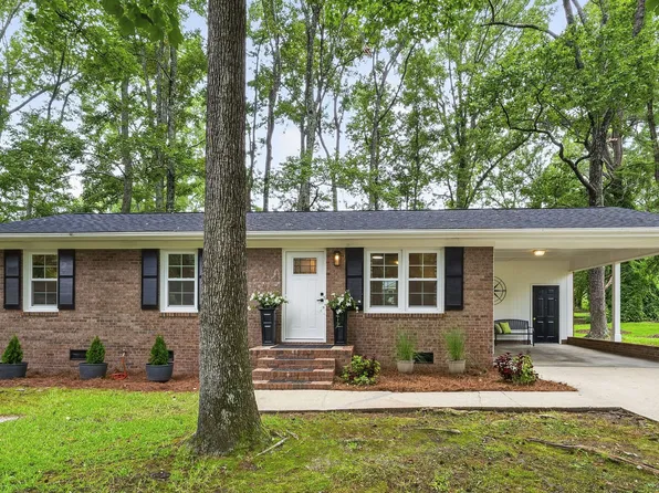 46 Dereck Dr, Angier, NC 27501