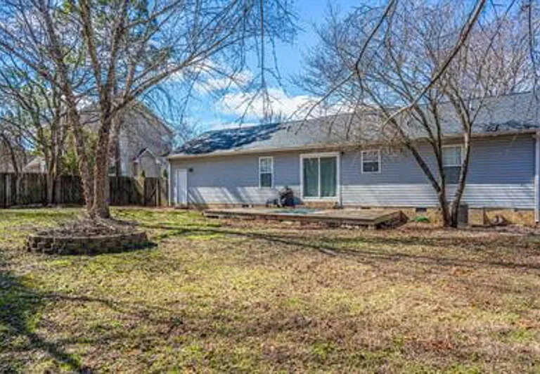 475 Northview Dr — Photo 18