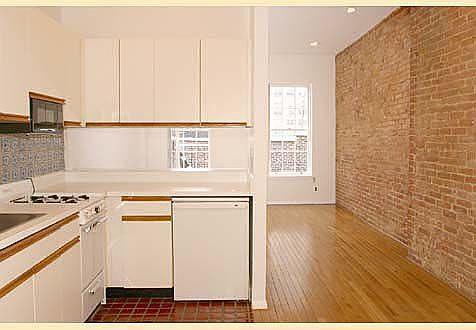 4th image of 322 E 81st St APT 6RW