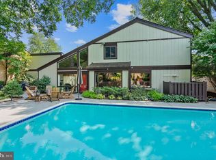 6313 Friendship Ct, Bethesda, MD 20817