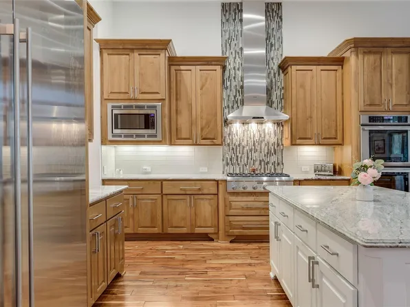 328 Ringtail Stream Dr, Lakeway, TX 78738