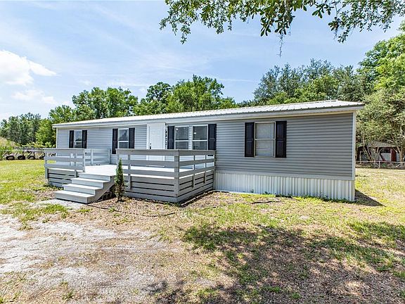 2nd image of 4872 Evans St