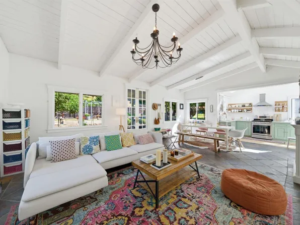 6661 Sir Francis Drake Boulevard, Forest Knolls, CA 94933