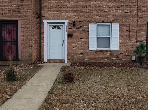 6981 E Tanners Creek Dr, Norfolk, VA 23513