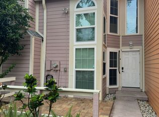 9470 Forest Hills Pl, Tampa, FL 33612