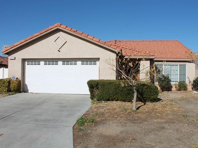 4039 E Avenue R6, Palmdale, CA, 93552