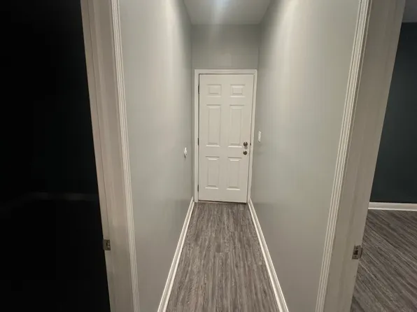 105 N 21st Ave #2, Melrose Park, IL 60160