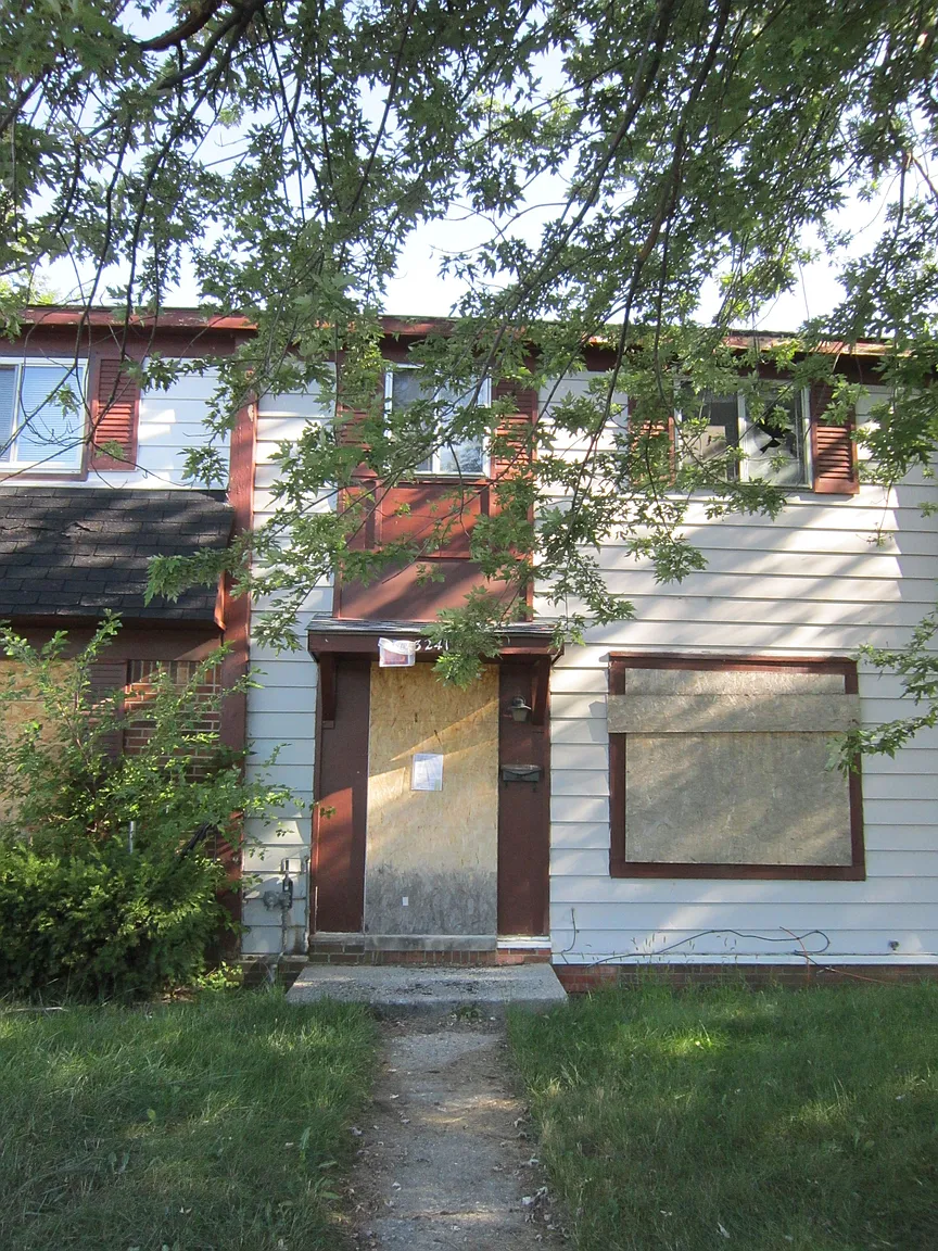 3241 Morris Ave photo 1