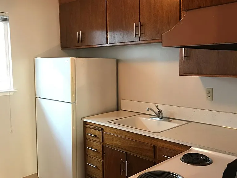 1243 Capuchino Ave — Photo 3