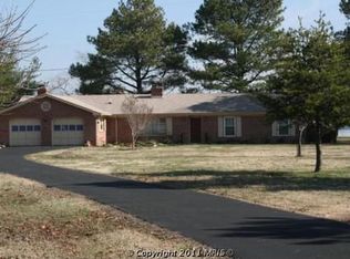 1463 Suttle Ln, King George, VA 22485