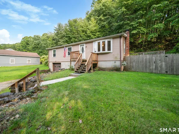 369 Prospect Street, Naugatuck, CT 06770