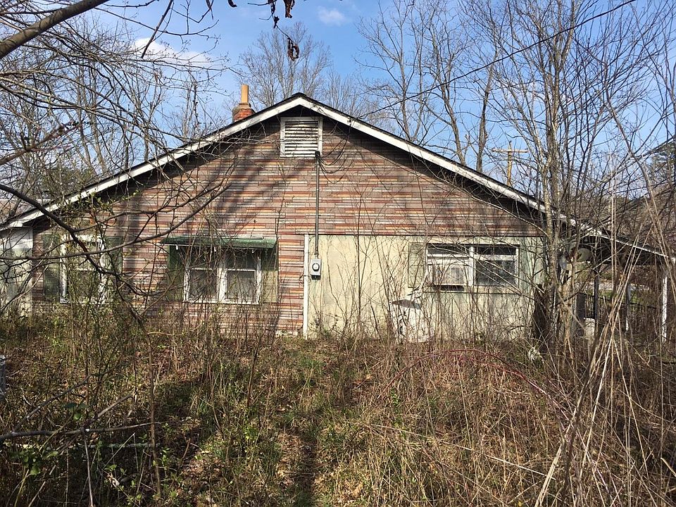 2nd image of 424 S Highway 1651