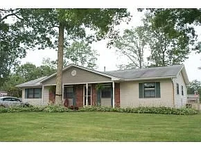 409 Carr St photo 1