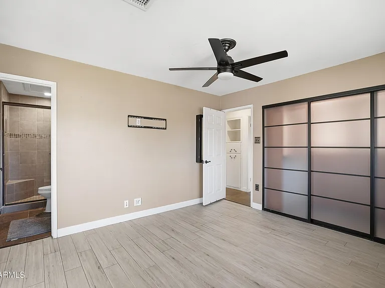 8307 E Clarendon Ave — Photo 17