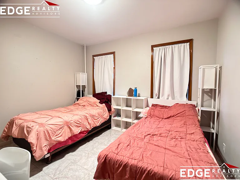 19 Shannon St #2 — Photo 6
