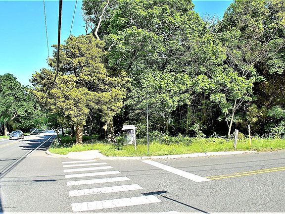 3rd image of 775 W Bay Ave