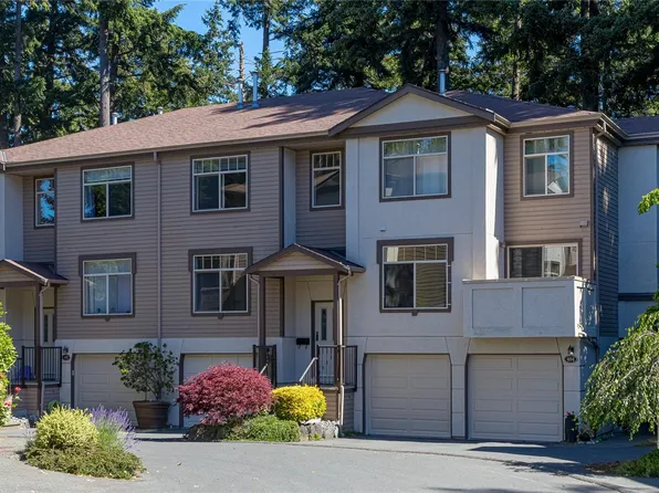 288 Eltham Rd #403, View Royal, BC V9B 1J9