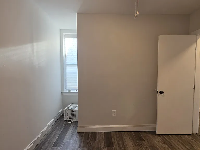1632 N 6th St — Photo 36
