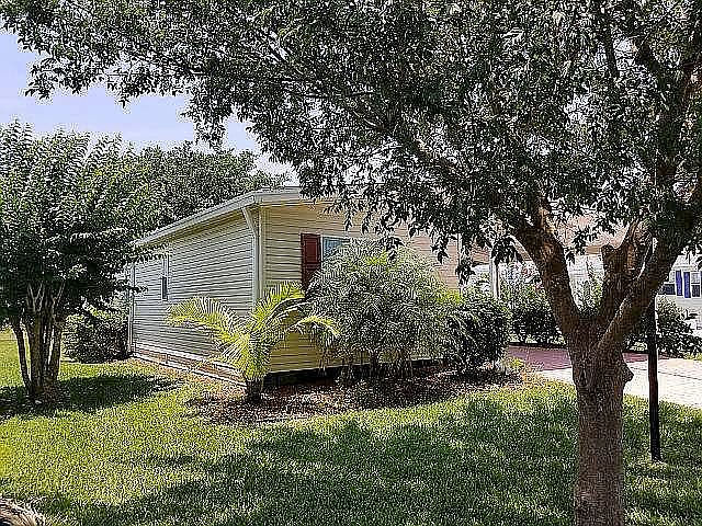 1st image of 81 Beaver Lake Cir