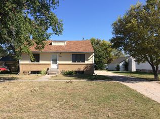 558 7th St, Phillipsburg, KS 67661