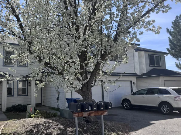 165 Sagebrush Ave, Mountain Home, ID 83647