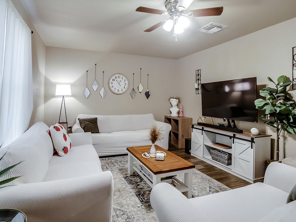 1st image of 1512 E Ursuline St #2