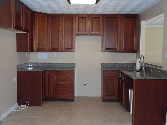 4th image of 110 Byers Ave