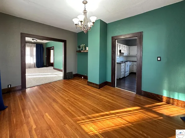 802 S Oak St, California, MO 65018