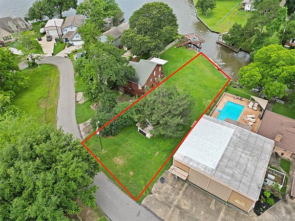 3rd image of 10680 Circle Drive