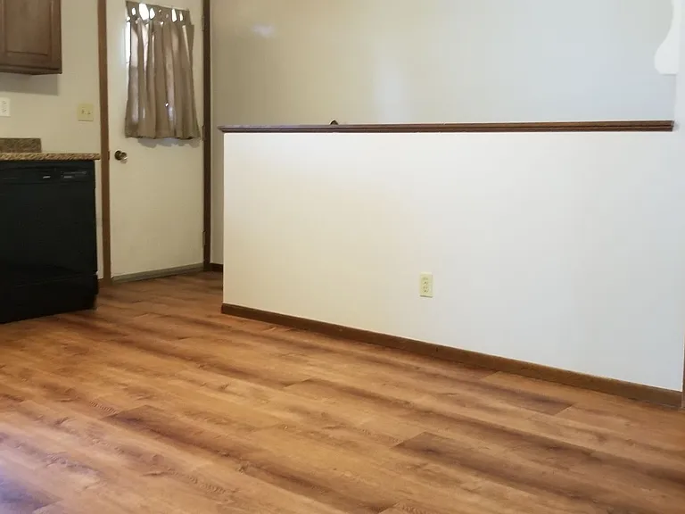 1529 Linda Dr — Photo 5